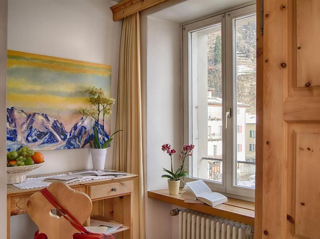 Poschiavo Suisse Hotel & Traditional Fondue Stube Dış mekan fotoğraf