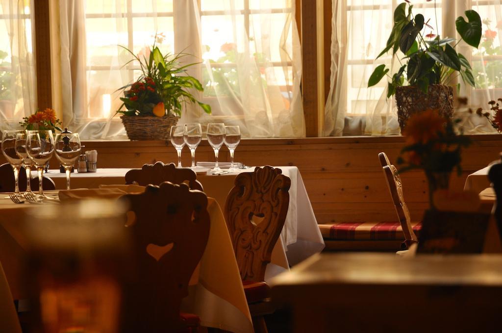Poschiavo Suisse Hotel & Traditional Fondue Stube Dış mekan fotoğraf