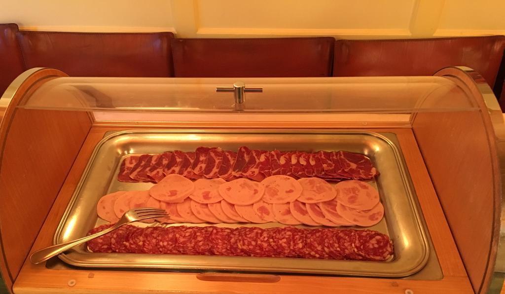 Poschiavo Suisse Hotel & Traditional Fondue Stube Dış mekan fotoğraf