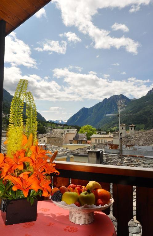 Poschiavo Suisse Hotel Oda fotoğraf