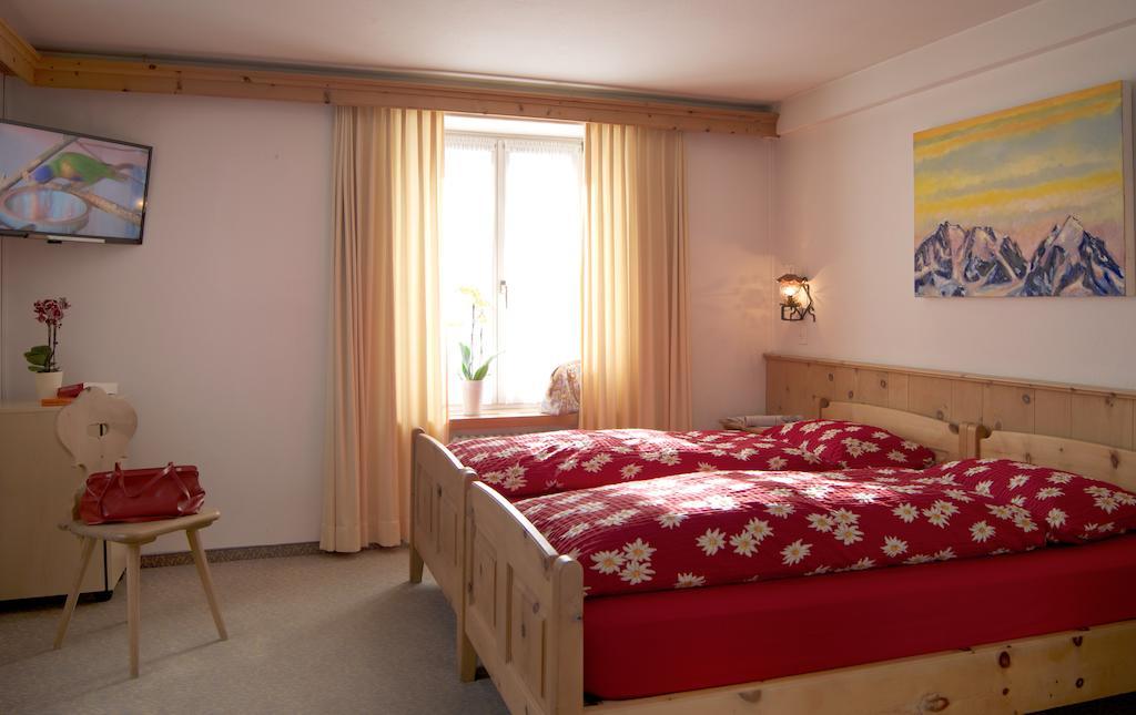 Poschiavo Suisse Hotel & Traditional Fondue Stube Dış mekan fotoğraf