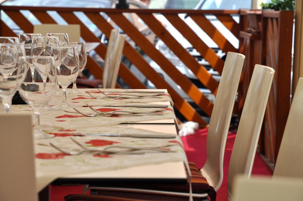 Poschiavo Suisse Hotel & Traditional Fondue Stube Dış mekan fotoğraf